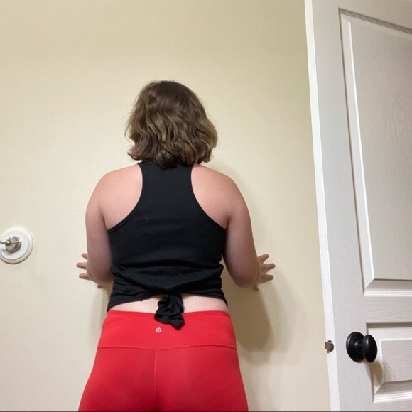 Red Lu Lu Lemon fitness leggings - Picture 3 of 5